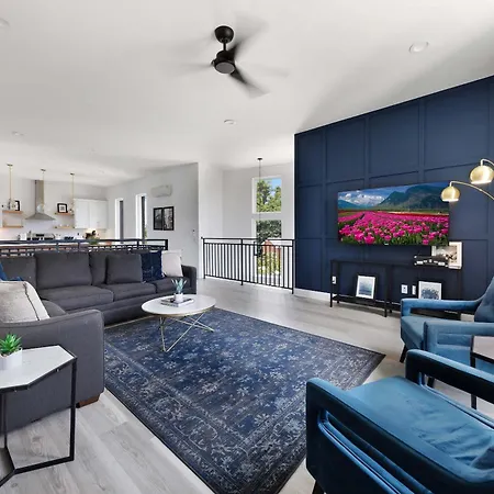 The Iris - Walk To Dining And Nightlife Plus Rooftop!